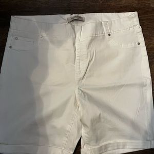 Liverpool White Denim Shorts Size 18W